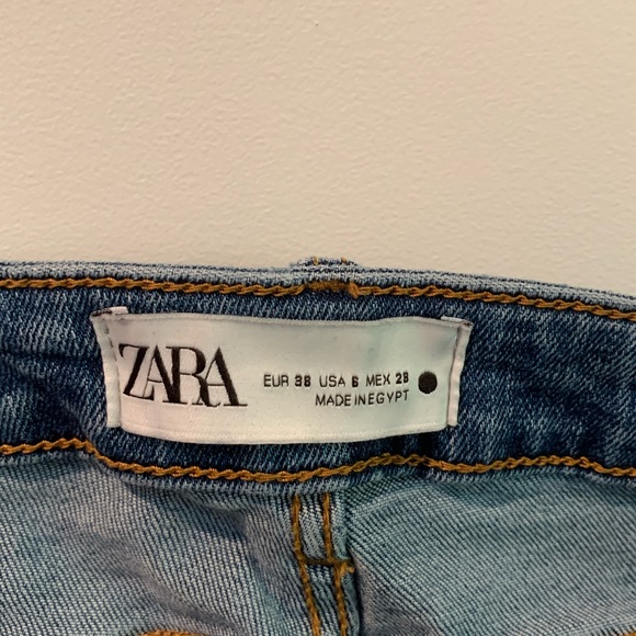 Zara Mid-Rise Skinny Jeans, US Size 6 - Picture 3 of 3